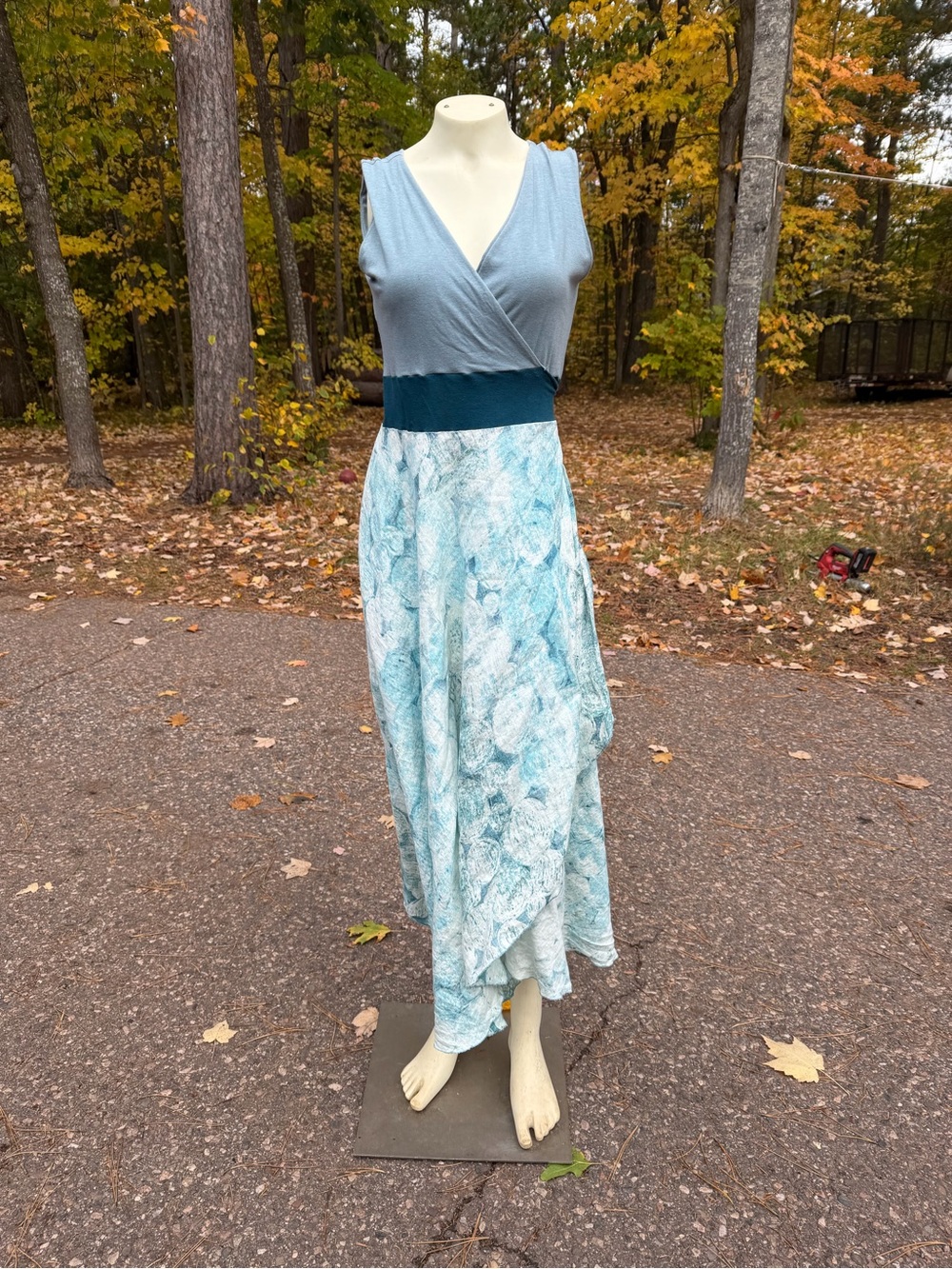 Sleeveless V-Neck High-Low Dress in Light Blue with Teal Waistband